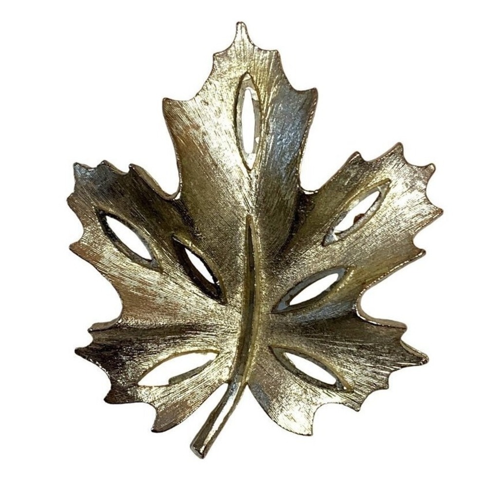 Vintage Gold Tone Maple Leaf Brooch Pin Art Nouveau‎ Style Signed BSK